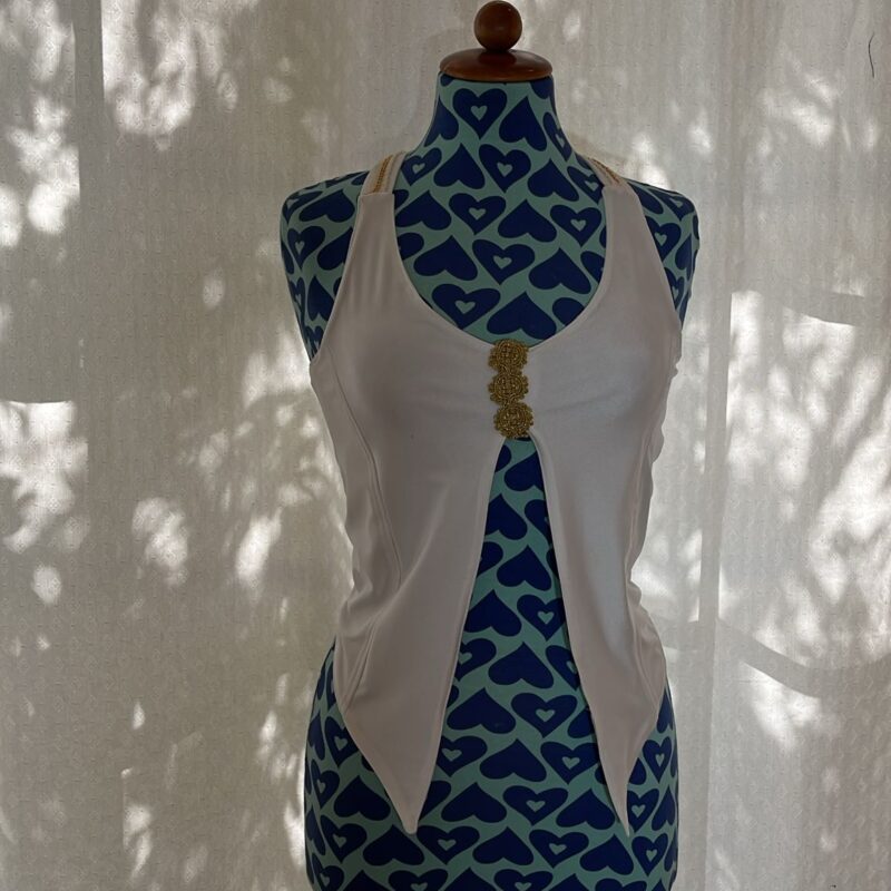 Top de color blanco para mujer